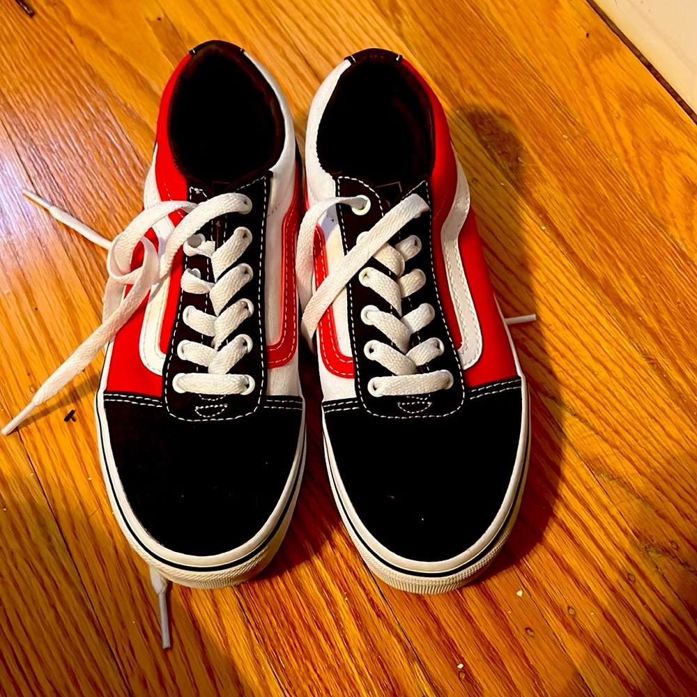 Boys Vans size 2 US red, white, and black